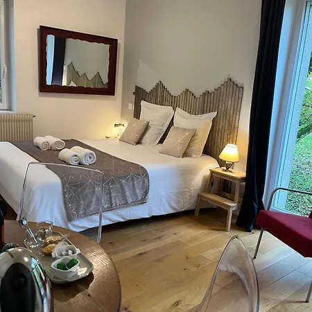 Δωμάτια σε οικογενειακή κατοικία Cote Jardin Vittel